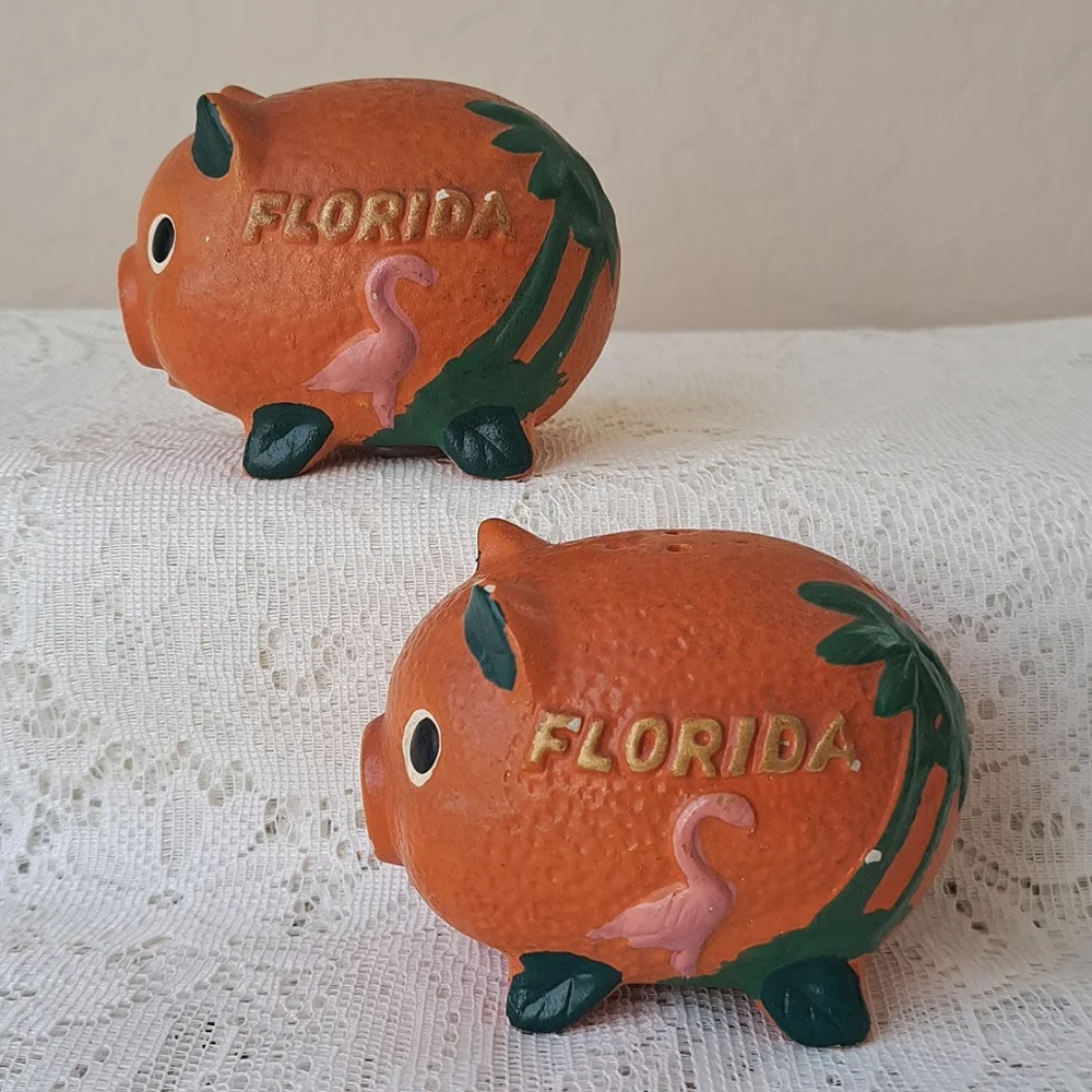 Vintage Japan Ceramic Florida Orange Fruit Pig Salt & Pepper Shakers Kitsch